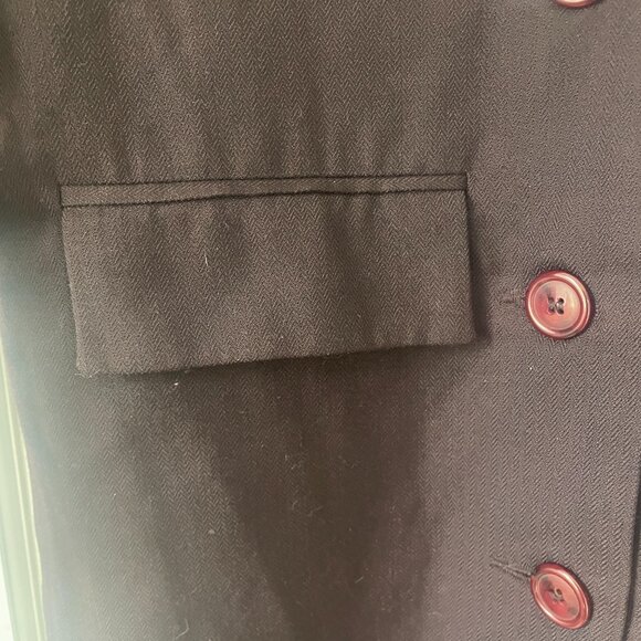 Hannah Extra Long Coat in Size 2. Burgundy, fully lined, lightweight - Picture 7 of 12